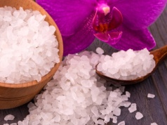 Niezwykła sól. Ma szerokie zastosowanie w ogrodzie. Użyj, a nie pożałujesz