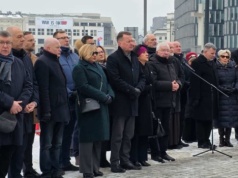 Awantura na miesięcznicy smoleńskiej... inna niż zwykle. Zabrakło Kaczyńskiego
