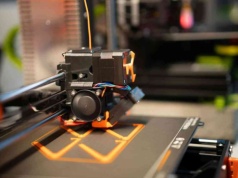 Laser, ciecz i nanocząstki. Tak powstają mikroroboty przyszłości