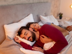 Dlaczego warto porównywać materace zamiast kupować w ciemno?