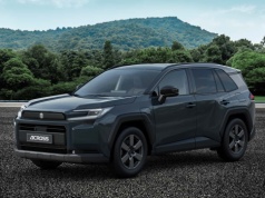 Toyota Across czyli nowe Suzuki wyceniono na około 250.000 złotych