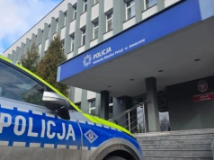 Siedem kolizji i jeden wypadek. Piesza potracona na psach trafiła do szpitala