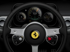 Elektryczne Ferrari nie chce być cyfrowe