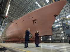 Premier Donald Tusk odwiedził PGZ Stocznię Wojenną