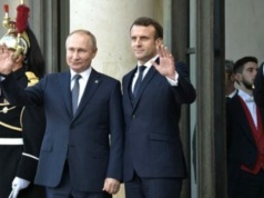 Pierwszy krok został zrobiony. Macron wzywa do dialogu z Rosją