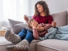 Matki nie chorują? "Biorą L4 dopiero na dzieci"