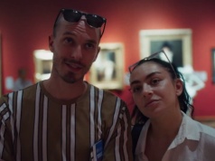 Erupcja z pierwszym zwiastunem. Charli xcx mówi po polsku i zwiedza Warszawę