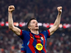 To on ma zastąpić Lewandowskiego. "Podpisze kontrakt z Barceloną"