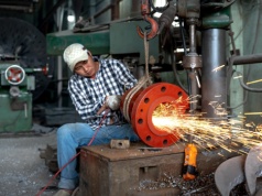 Emerytura pomostowa to prezent od państwa, na którym łatwo stracić