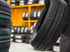 Nowy test opon letnich. Zaskakujące wyniki marek budżetowych