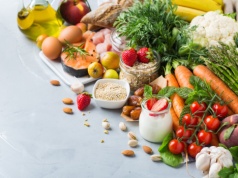 Dieta śródziemnomorska najlepsza dla kobiet. Nowe badanie pokazało, przed czym je chroni