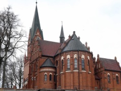 Kiedyś objawiła się tu Matka Boska, dziś pękają ściany. Sanktuarium w Gietrzwałdzie apeluje o wpłaty na remont