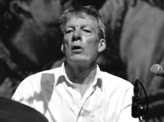 Nie żyje Andrew Ranken. Współzałożyciel i "serce The Pogues" miał 72 lata