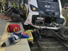 Tragedia na torach. Bus został zmiażdżony przez pociąg