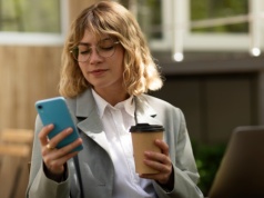 Zamiast subskrypcji Netfliksa – inwestowanie. Giełda od 1 zł ma obniżyć próg wejścia