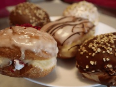 To najdroższe pączki w Polsce. Za słodki luksus trzeba słono zapłacić