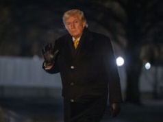 Trump naciska na Iran. 