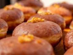 Pączki 2026: Gdzie najtaniej?