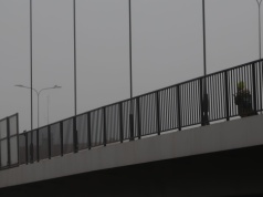 Gęsta mgła i marznące opady w całym województwie pomorskim