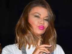 Edyta Górniak pokazała się w tropikach BEZ MAKIJAŻU (FOTO)