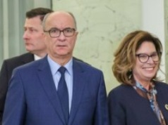 Burza wokół Czarzastego nie cichnie. 