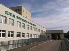 Fala infekcji przybiera na sile. Szpitale zaostrzają zasady odwiedzin