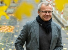 Kotecki: w marcu i kwietniu możliwe cięcia stóp o 25 pb.