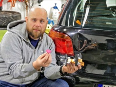 Samodzielne usuwanie wgnieceń na karoserii. Test zestawu za 60 zł. Czy działa?