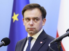 Minister ostrzega ws. rządowego programu. "Grożą konkretne sankcje"