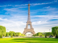 Wakacyjne loty do Paryża 😍🗼 w śmiesznych cenach od 60 PLN (w jedną stronę) ✈️🔥😱