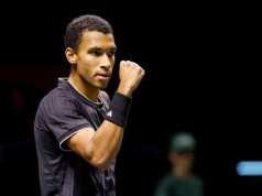 Kanadyjski gwiazdor kontynuuje serię. Pogromca Hurkacza poszedł za ciosem