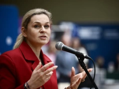 MEN wprowadzi „cyfrowy szlaban” dla dzieci? „To uważam za bezsporne”