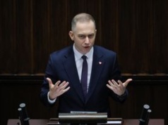 "To się skończy prokuraturą". Mocna zapowiedź Tomczyka po posiedzeniu