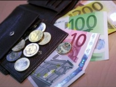 75-letni Włoch poszedł do urzędu spytać o emeryturę. Decyzja wbija w fotel