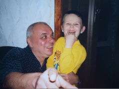 Czy pomoc dziadków jest ratunkiem? 