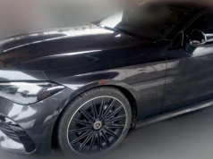 Mercedes z Francji odnalazł się w woj. śląskim. Policja szuka złodziei