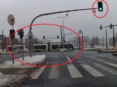 Olsztyn. Tramwaj zablokował przejazd na al. Sikorskiego. Sprawa trafiła do ZDZiT-u