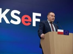 "Za KSeF zapłacą wszyscy, od firm po konsumentów"- alarmują księgowi