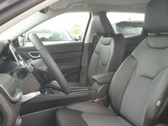 Z 2024 roku, ale za 125 990 zł. Rodzinny Jeep z silnikiem 1.5 l wciąż nikogo nie przekonał