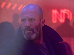 "Samotnik". Kolejny taki akcyjniak ze Stathamem? Nie do końca