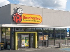 W Biedronce oszaleli. Takie promocje tylko do jutra, jeden produkt znika w mig, ale są limity