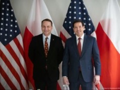 "Dobra dyskusja". Sikorski po spotkaniu z Rubio w Monachium