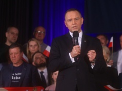 "Wciąż czekają na przeprosiny". Nawrocki zjawił się w Hajnówce