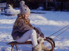 Spacer na mrozie wzmacnia odporność dziecka. Ale musisz znać sposób na odmrożenia