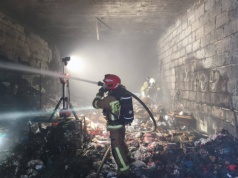 Pożar budynku magazynowego w Słupnie