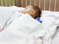 Choroba 12 razy bardziej zakaźna niż grypa. Najnowsze dane o zakażeniach