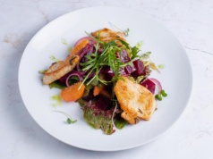 Dwie porcje szczęścia – sałatka, którą warto się dzielić