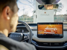 Skoda zmienia swoje elektryki w centra rozrywki. Gry i streaming w standardzie dla Elroqa i Enyaqa