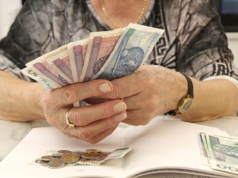 Renta wdowia do zmiany. Takiej kwoty "na rękę" mogą oczekiwać seniorzy od 1 marca
