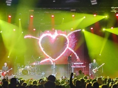 Thomas Anders porwał Ostrów! Tysiące fanów świętowało 40-lecie Modern Talking w 3mk Arenie